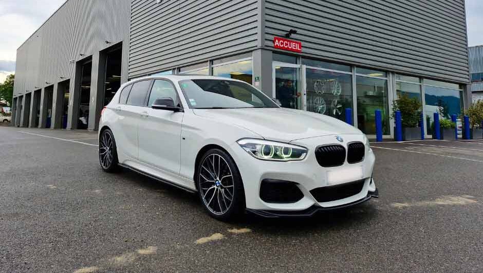 Photo d'une BMW blanche
